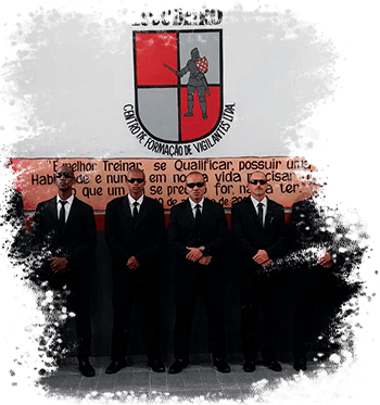 Alunos escudeiro de terno preto